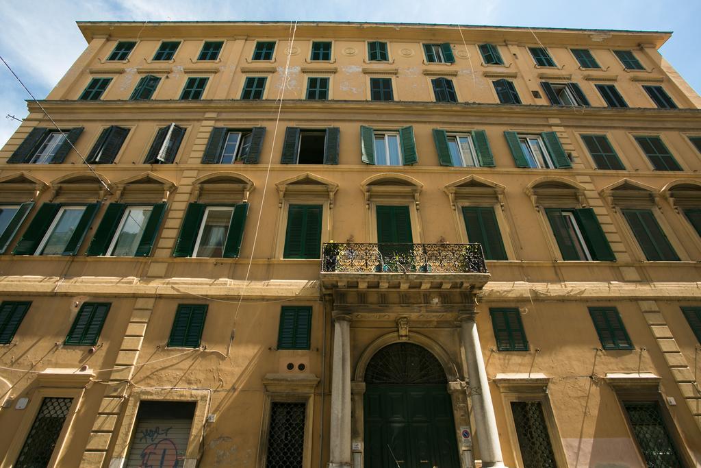 Colosseo Apartments And Rooms - Rome City Centre Phòng bức ảnh