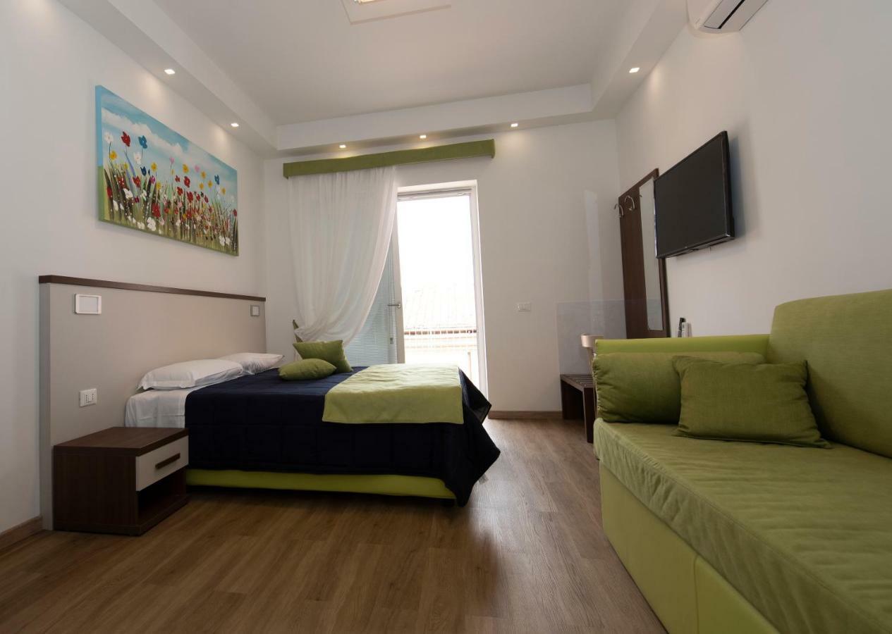 Colosseo Apartments And Rooms - Rome City Centre Ngoại thất bức ảnh