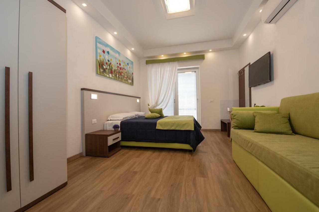 Colosseo Apartments And Rooms - Rome City Centre Ngoại thất bức ảnh