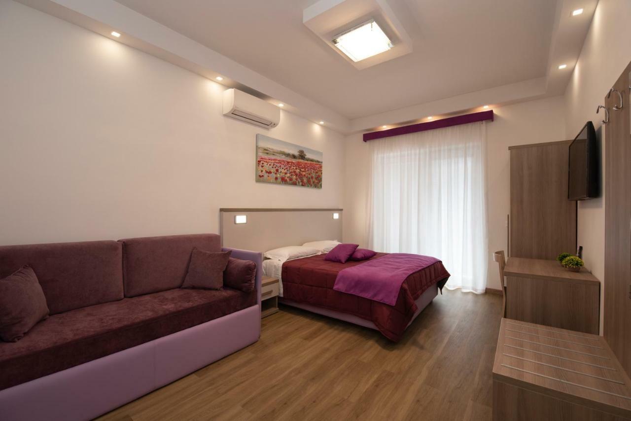 Colosseo Apartments And Rooms - Rome City Centre Ngoại thất bức ảnh