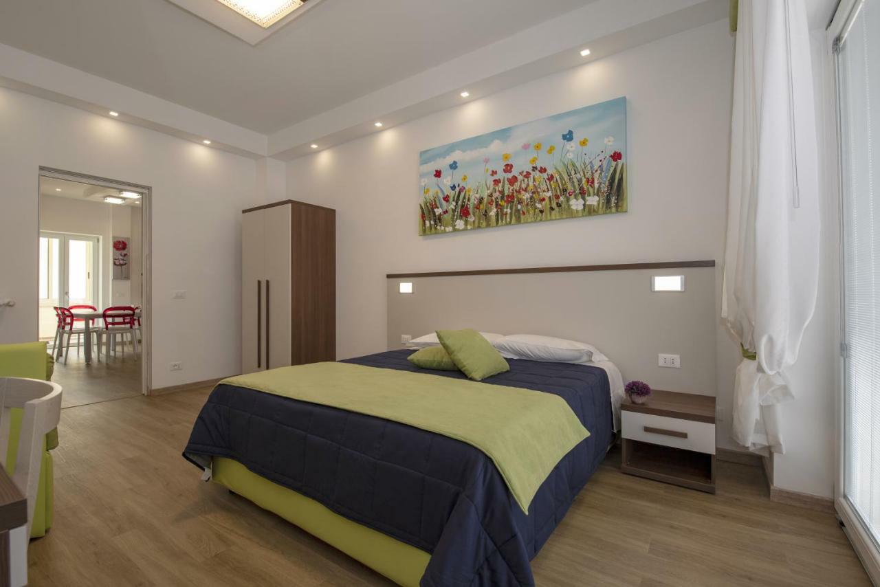 Colosseo Apartments And Rooms - Rome City Centre Ngoại thất bức ảnh