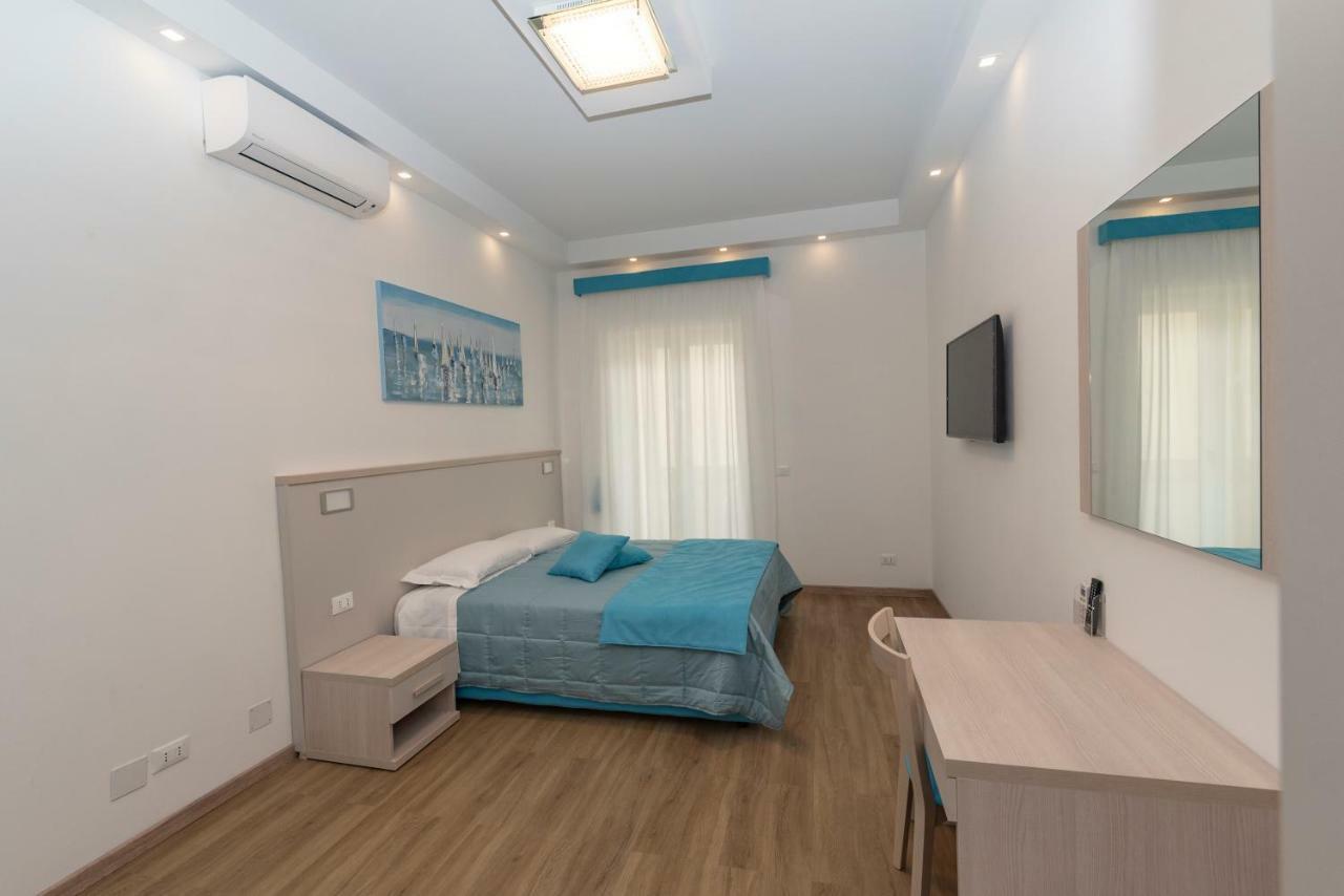 Colosseo Apartments And Rooms - Rome City Centre Ngoại thất bức ảnh