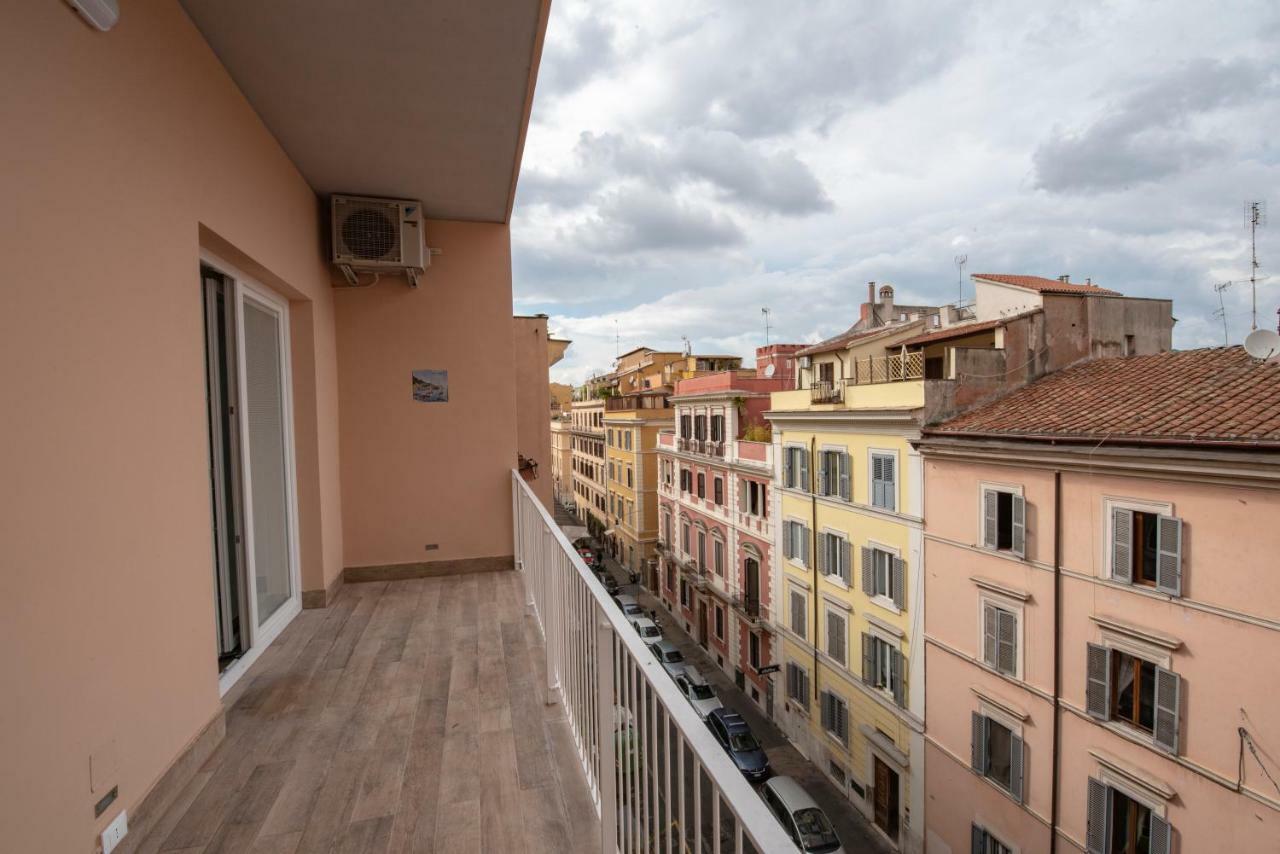 Colosseo Apartments And Rooms - Rome City Centre Ngoại thất bức ảnh