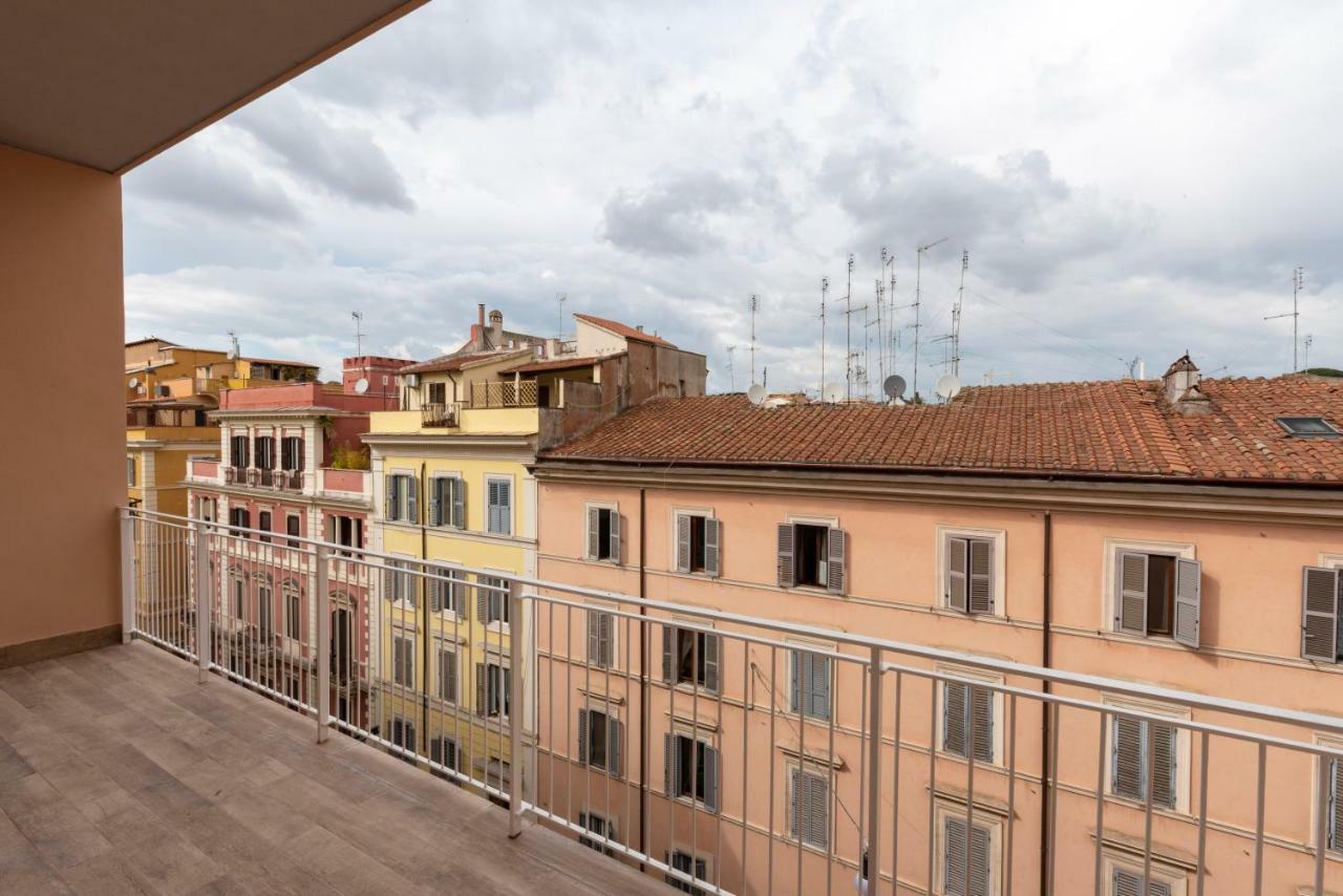 Colosseo Apartments And Rooms - Rome City Centre Ngoại thất bức ảnh